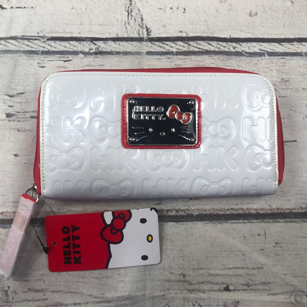 Loungefly Hello Kitty Sanrio White Embossed Bag Dome & Wallet SIL-34114 FLAWS - Picture 13 of 16